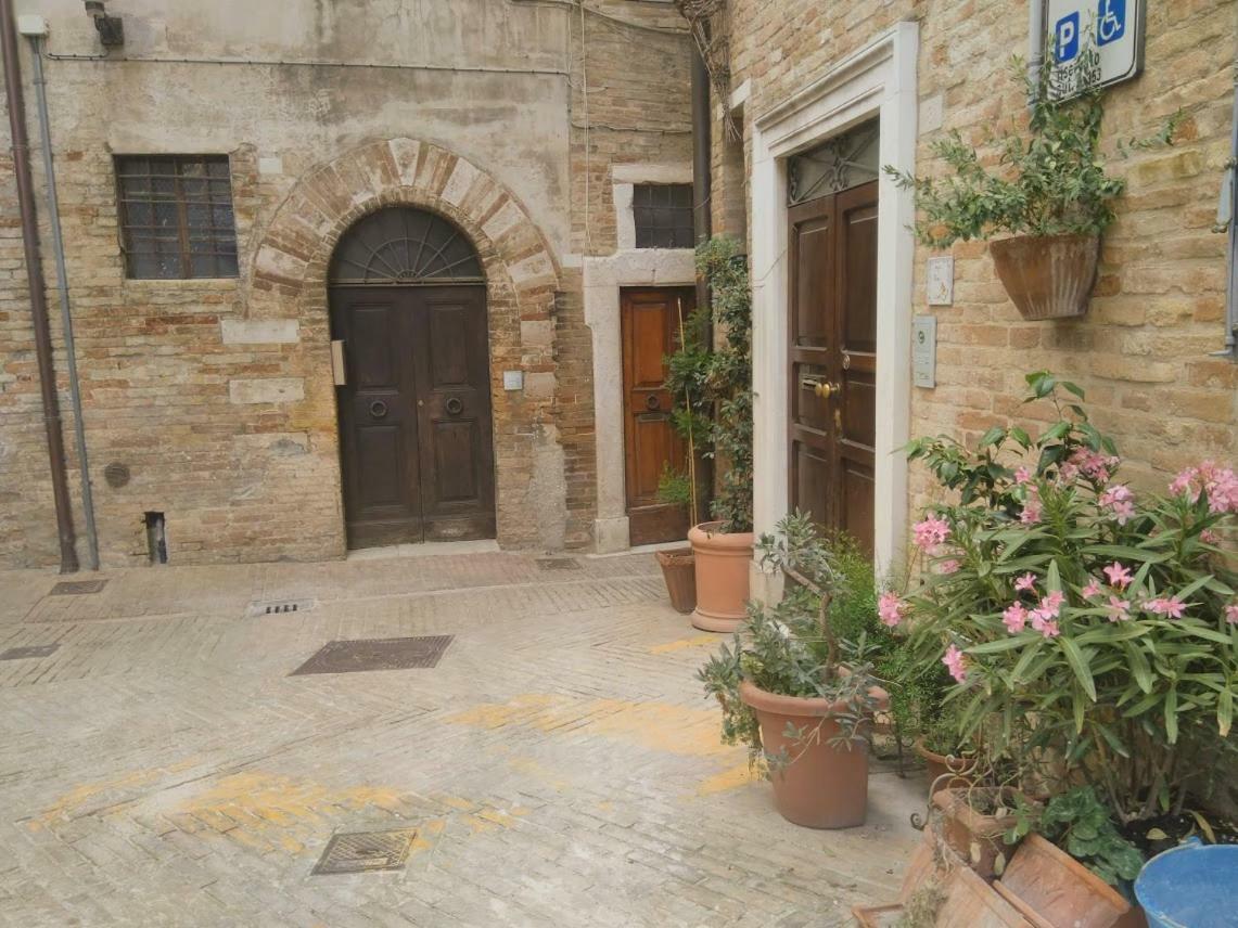 Residenza Storica Volta Della Morte Urbino Exterior photo